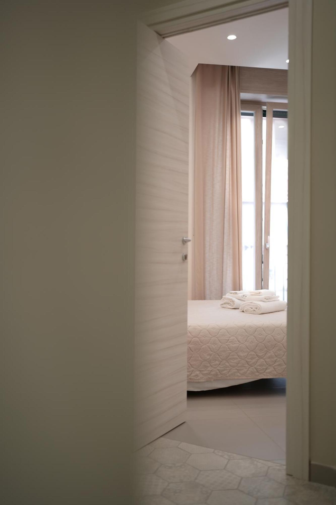 B&B Gasparrini Rooms Napoli Exterior foto